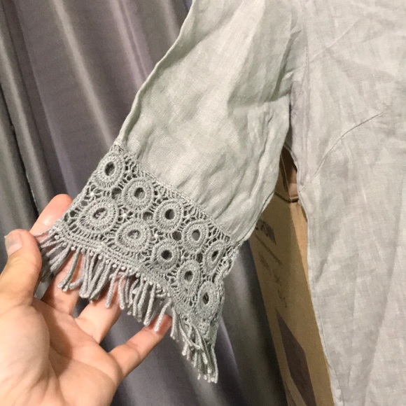 Clothes - Picture 3 of 3